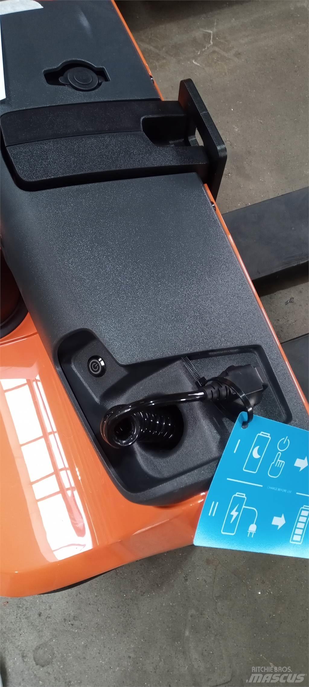 Toyota LWI 160 Transpalette accompagnant