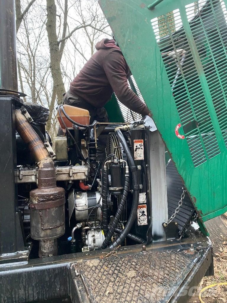 Timberjack 1410 B Porteur