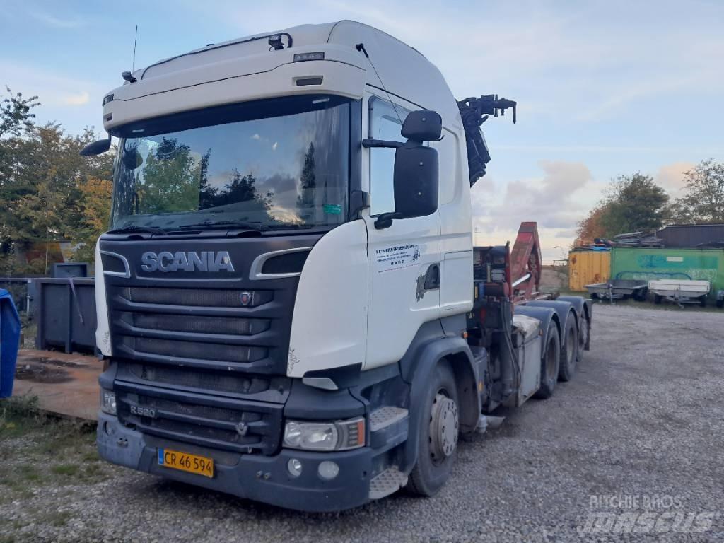 Scania R 520 Camion plateau ridelle avec grue