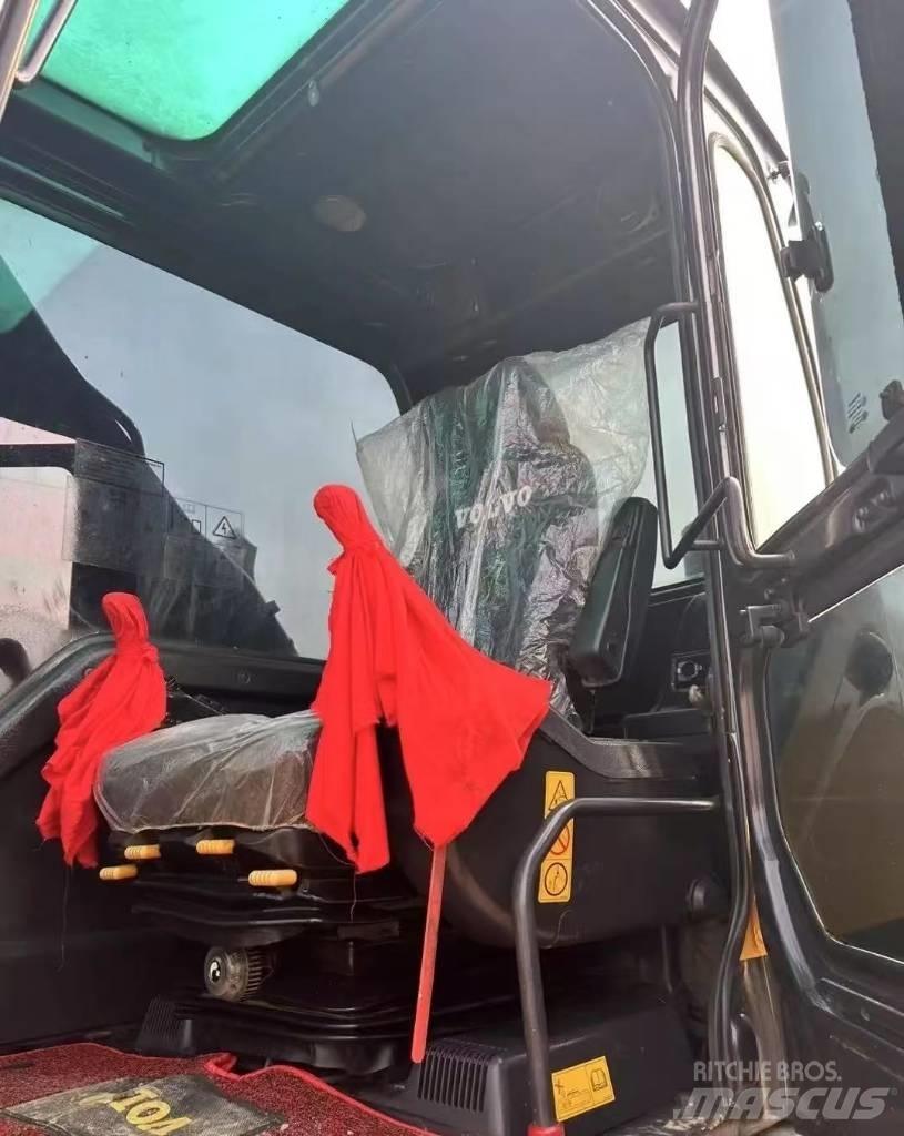 Volvo EC 240 Pelle sur chenilles