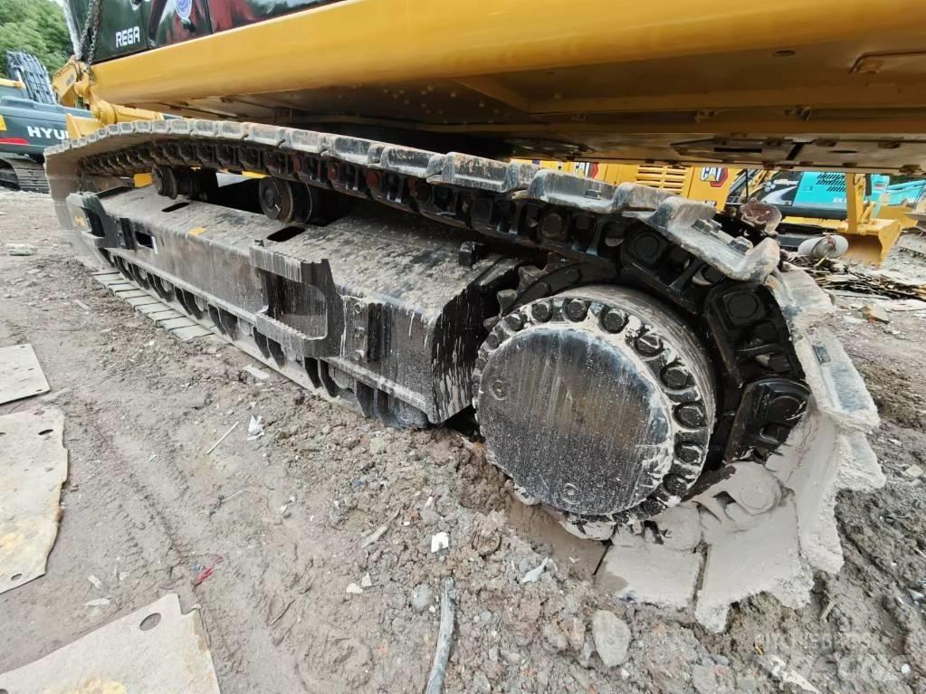 CAT 349 D L Pelle sur chenilles