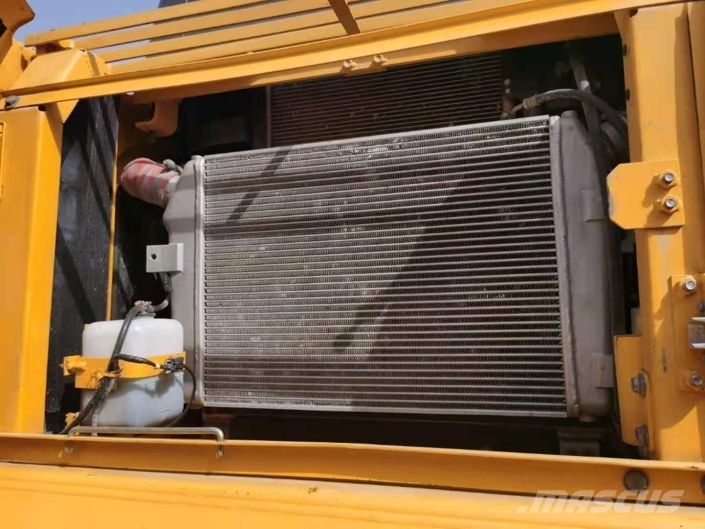 Komatsu PC360-7 Pelle sur chenilles