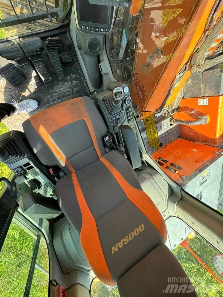 Doosan DX 140 LCR Pelle sur chenilles
