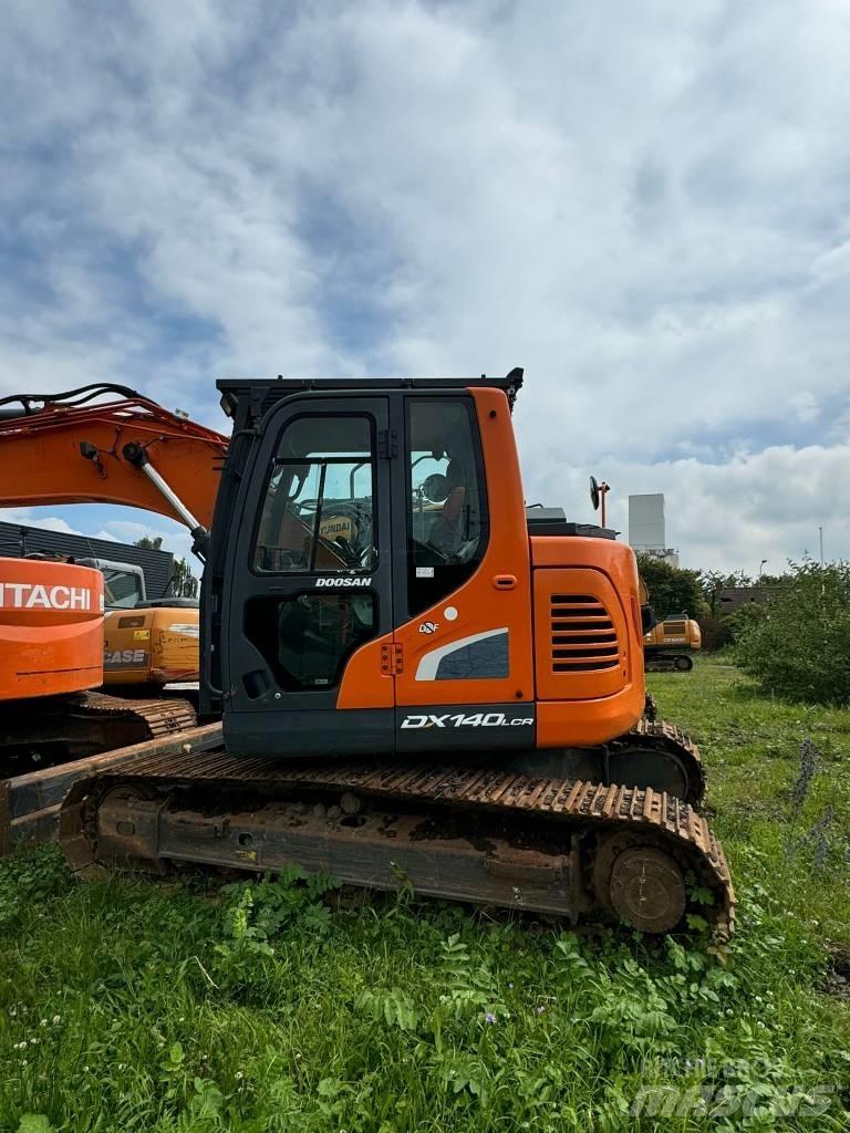 Doosan DX 140 LCR Pelle sur chenilles