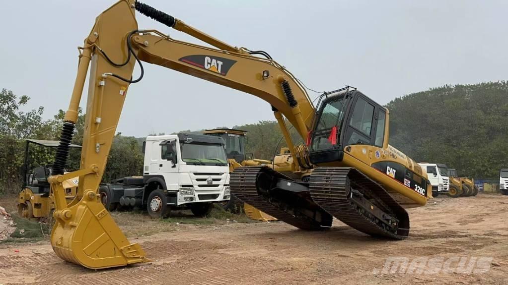 CAT 320 C Pelle sur chenilles