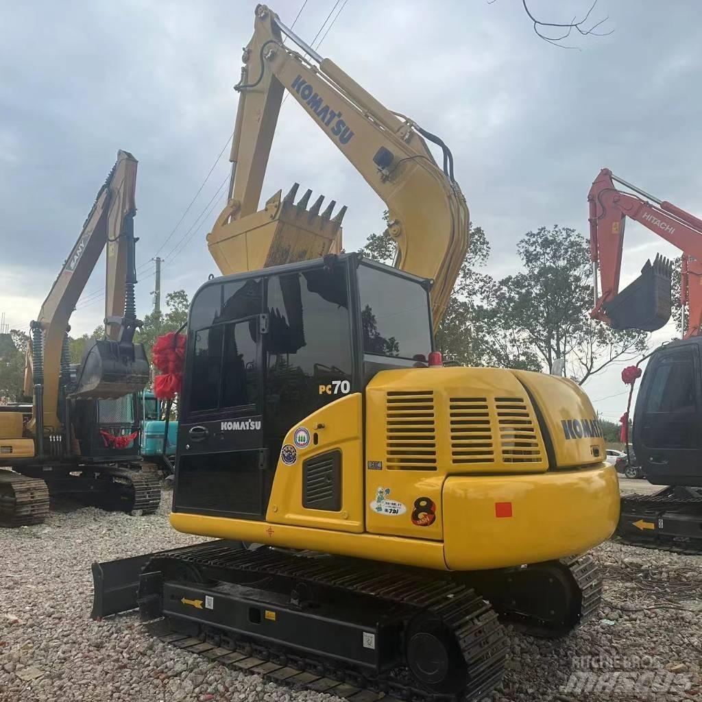 Komatsu PC 70 Mini pelle < 7t