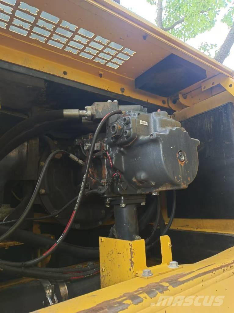 Komatsu PC 450-8 Pelle sur chenilles