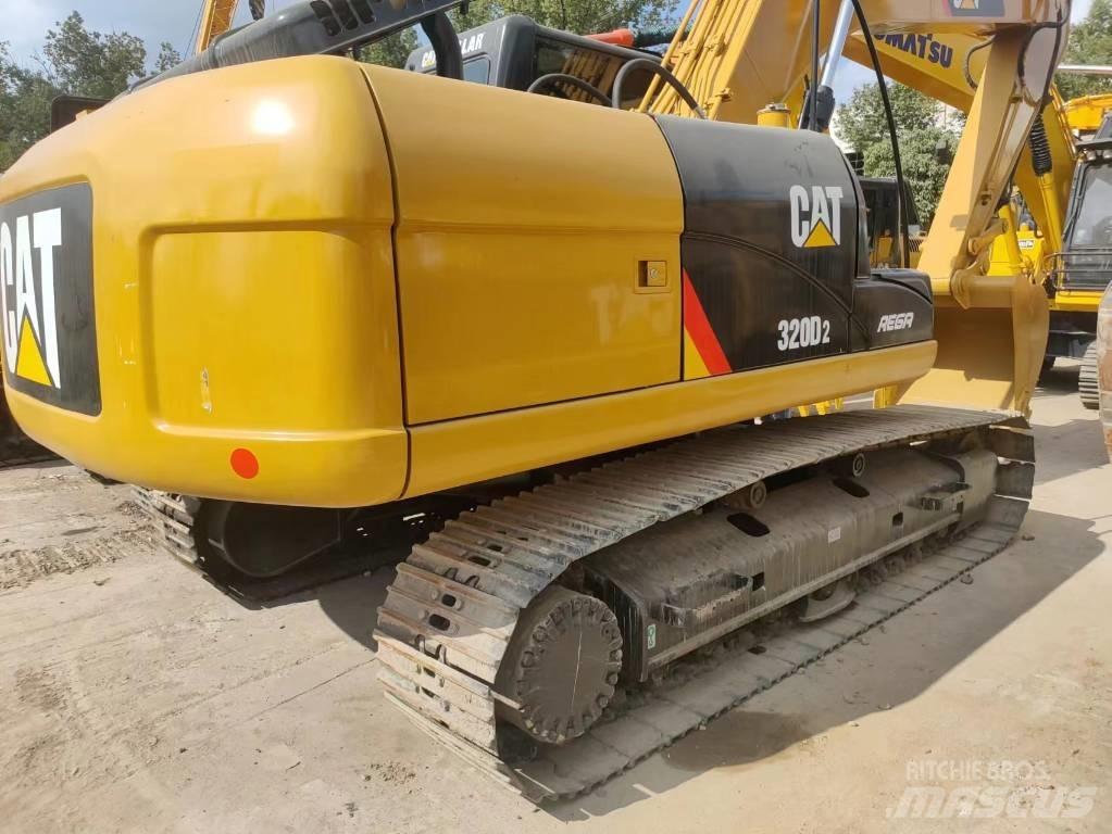 CAT 320 D Pelle sur chenilles