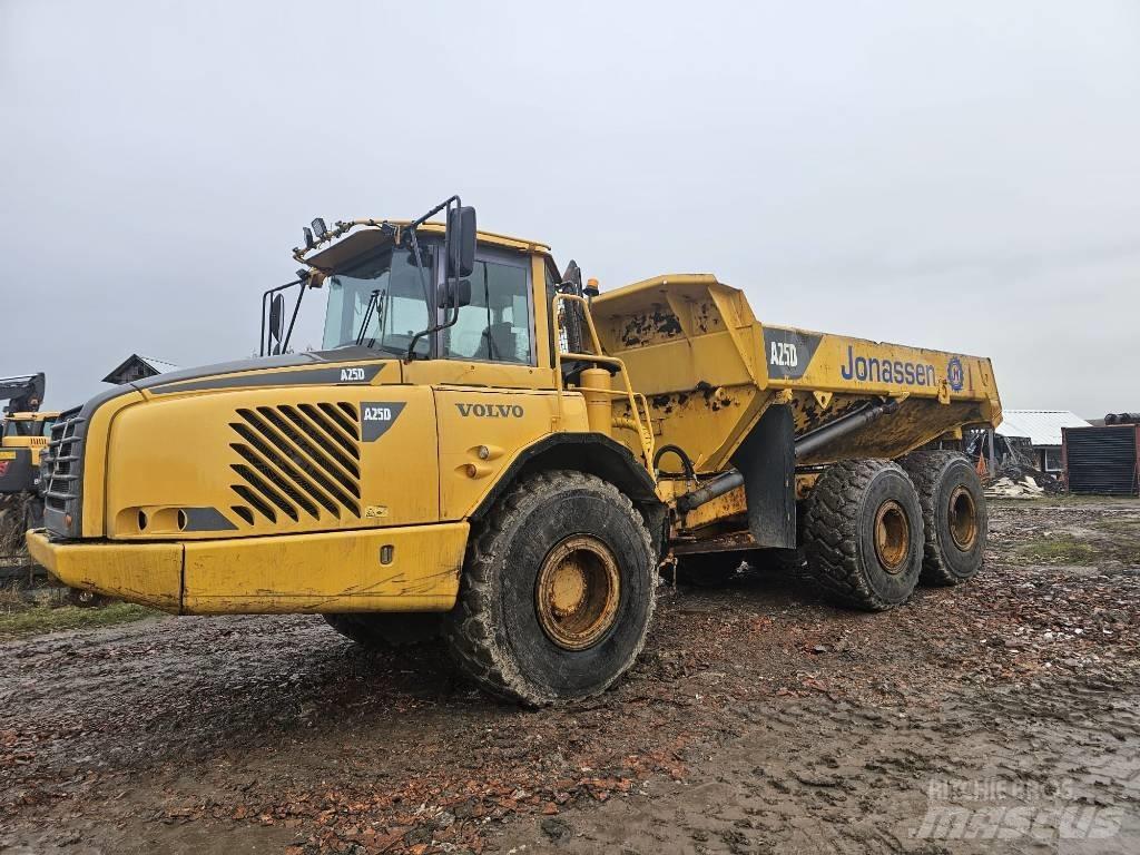 Volvo A25D / a30, a35 Tombereau articulé