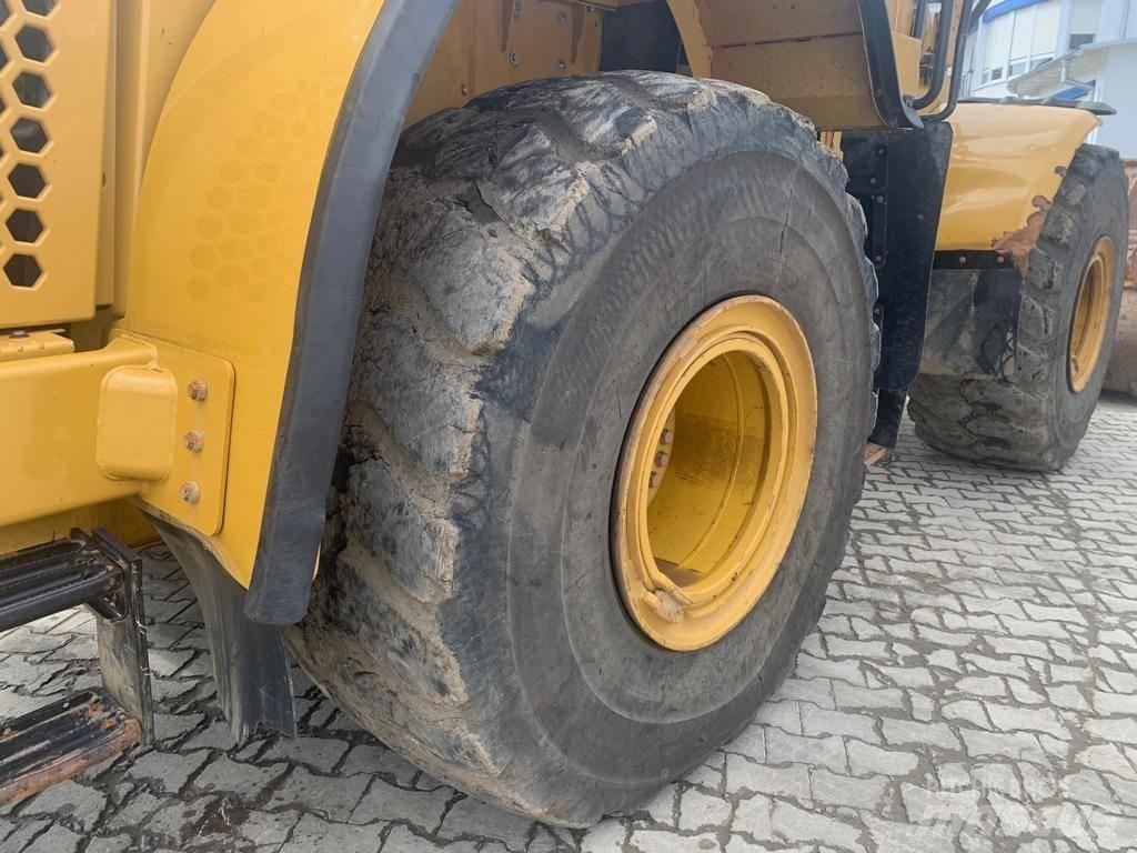 CAT 972 K Chargeuse sur pneus