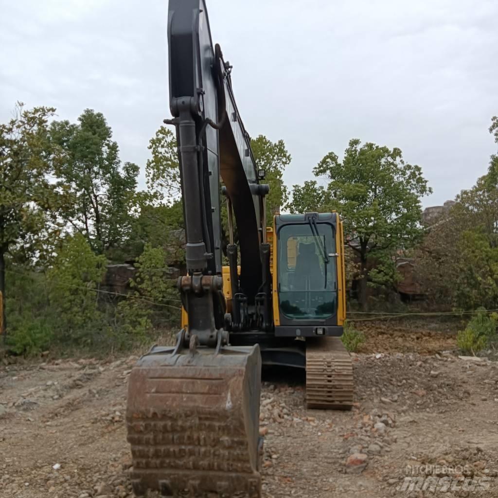 Volvo EC140B Pelle sur chenilles