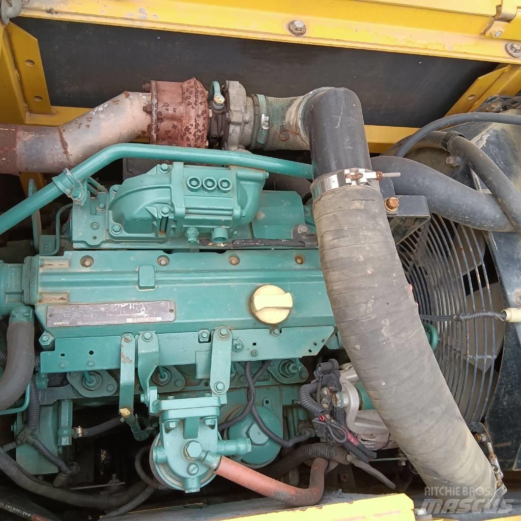 Volvo EC140B Pelle sur chenilles