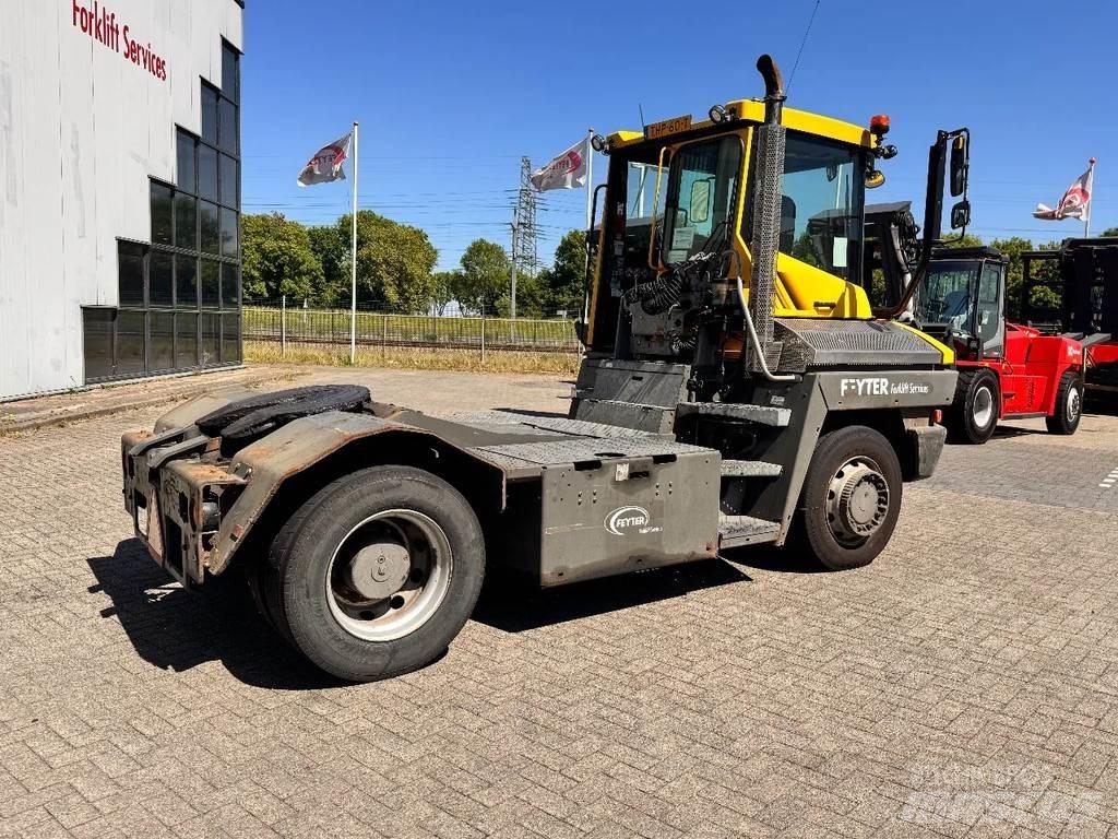 Terberg RT 223 Tracteur de manœuvre