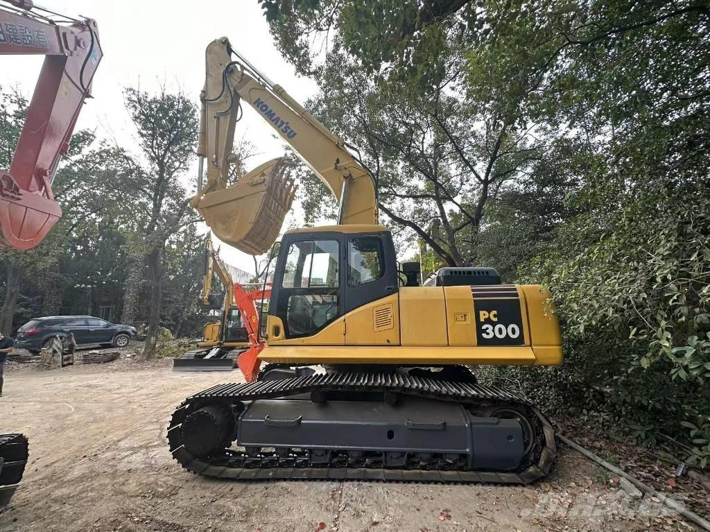 Komatsu PC 300 Pelle sur chenilles