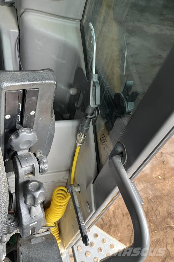 Volvo EC 300 EL Pelle sur chenilles