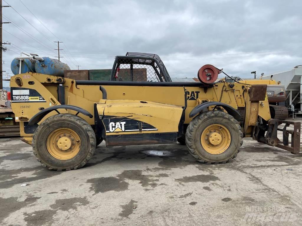 CAT TH 580 B Chariot télescopique