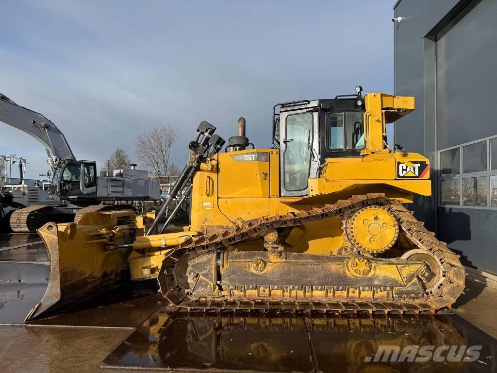 CAT D 6 T LGP Bouteurs sur chenilles