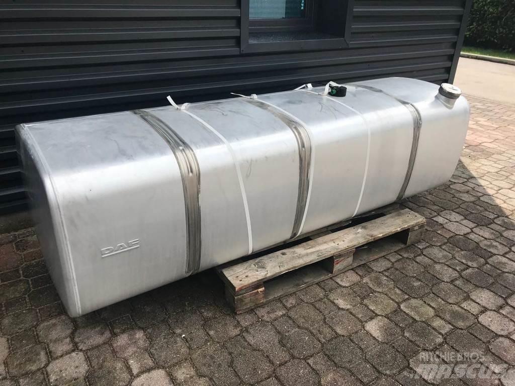 DAF 850 L Réservoirs de carburant et d'additifs