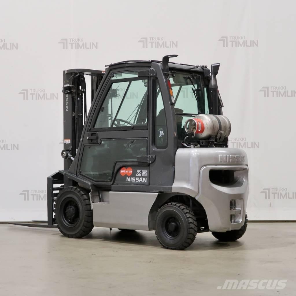 Nissan U1D2A25LO Chariots GPL