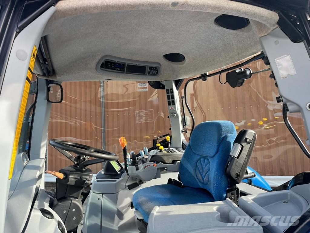 New Holland T7060 Tracteur