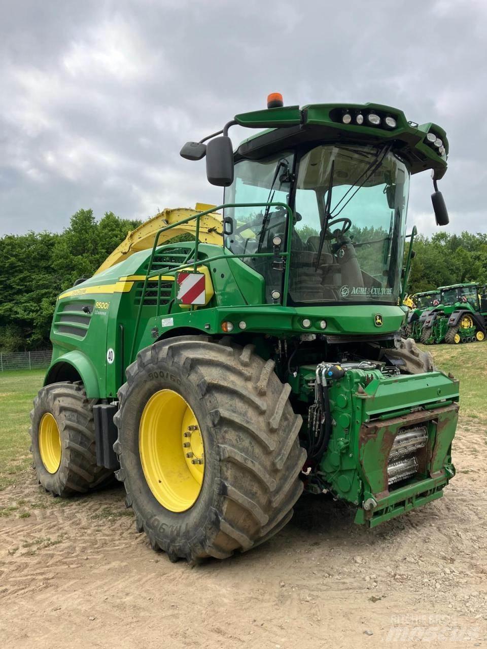 John Deere 8500 Ensileuse automotrice