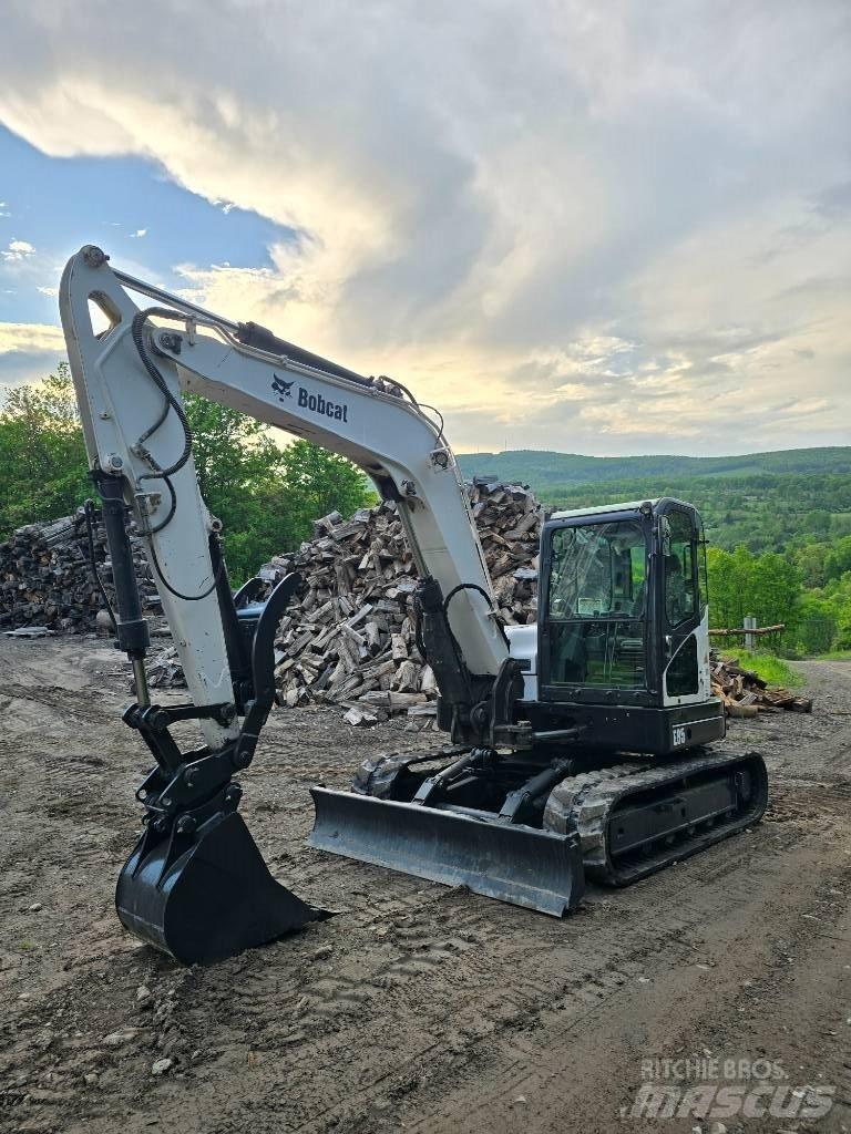 Bobcat E 85 Pelle sur chenilles