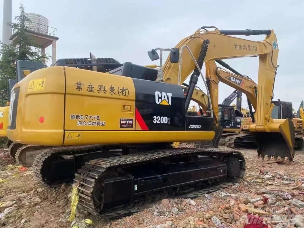 CAT 320 D Pelle sur chenilles