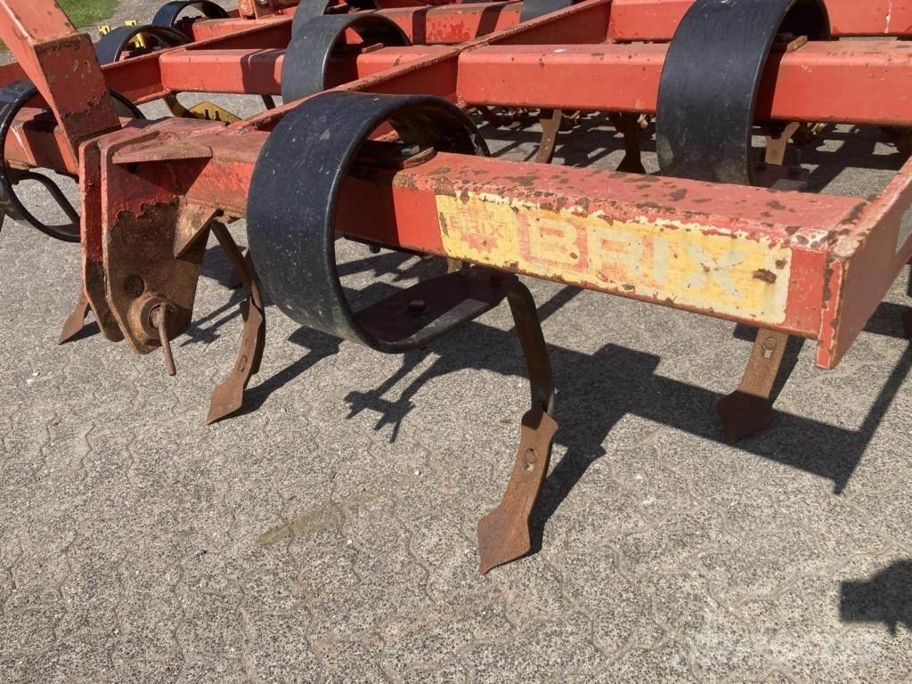 Brix GRUBBER Déchaumeur, cultivateur