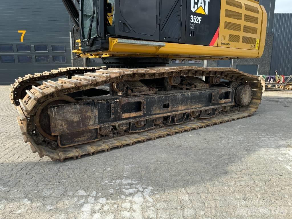 CAT 352 FXE Pelle sur chenilles