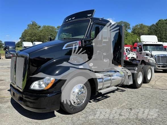 Kenworth T680 Tracteur routier