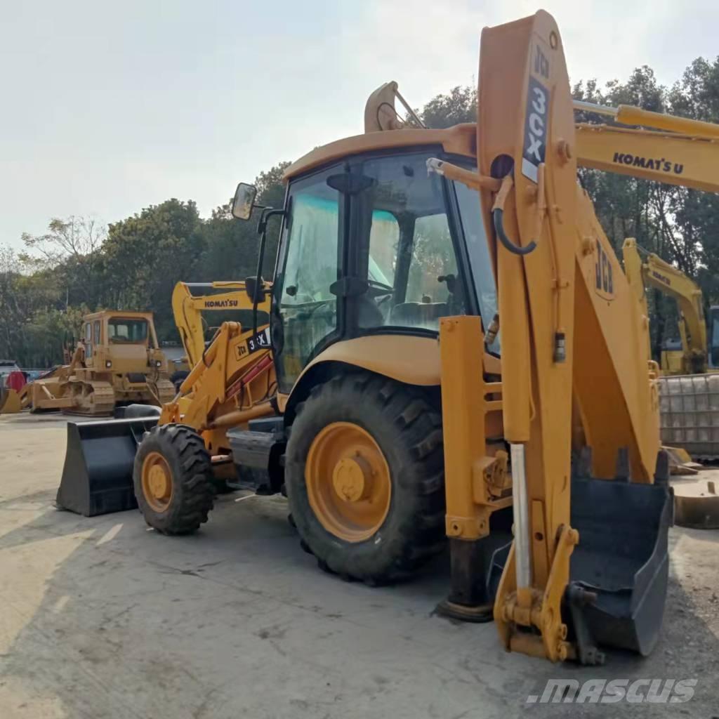 JCB 3CX Tractopelle