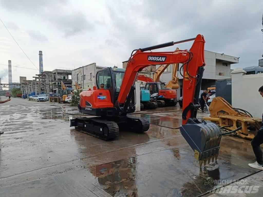 Doosan DX 55 Mini pelle < 7t