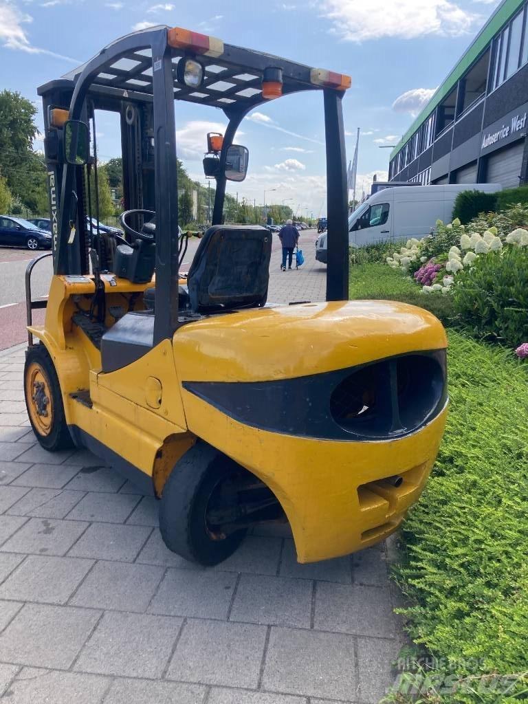 Maximal FD30T Chariots diesel