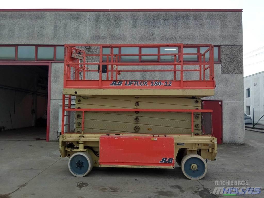 JLG 180-12 Nacelle ciseaux