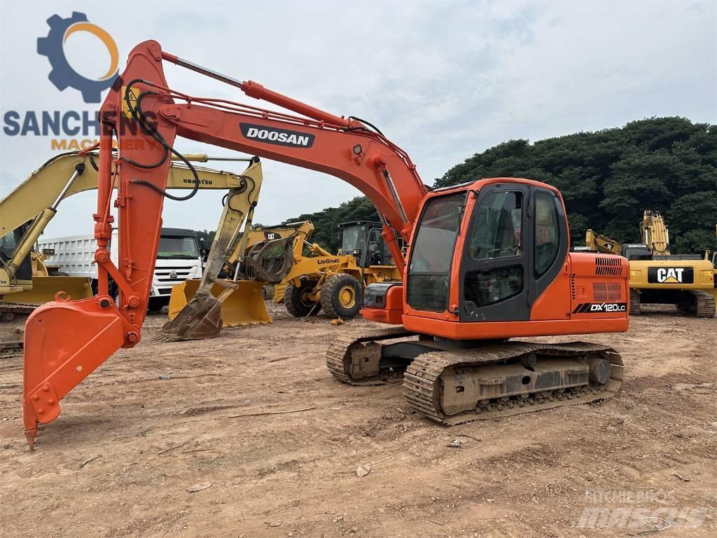 Doosan DX 120 Pelle sur chenilles