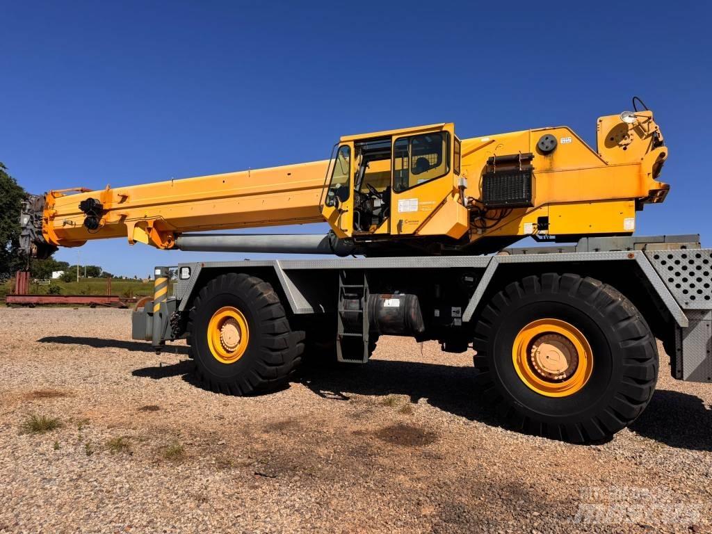 Grove RT 9130 E Grues mobiles