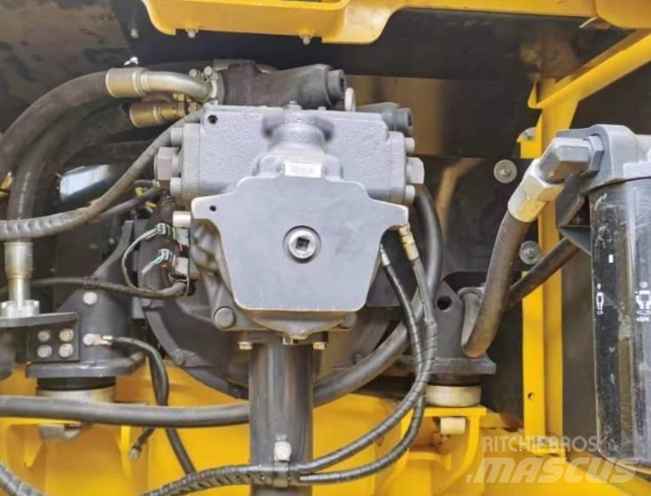 Komatsu 360-7 Pelle sur chenilles