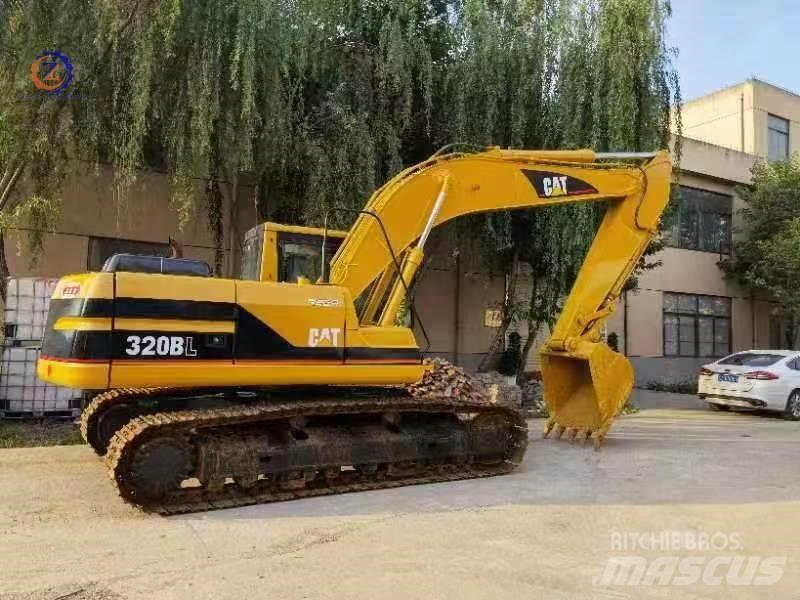 CAT 320 B L Pelle sur chenilles