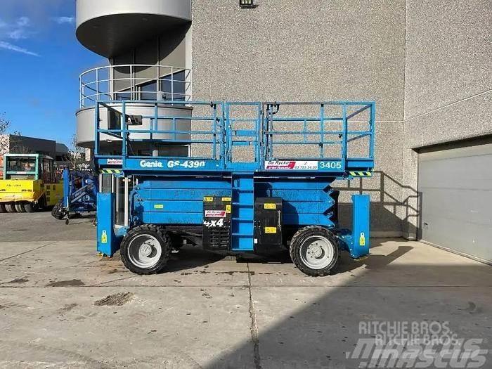 Genie GS4390RT Nacelle ciseaux