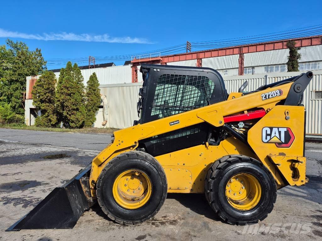 CAT 272 D Chargeuse compacte
