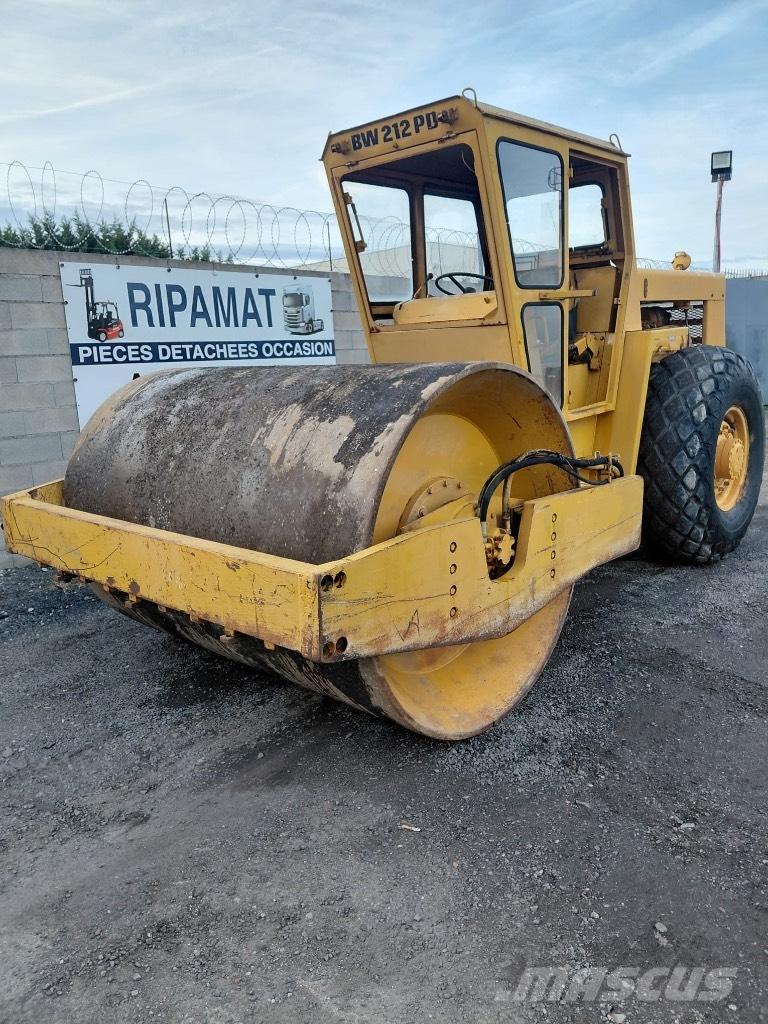 Bomag BW 212 P D Compacteurs