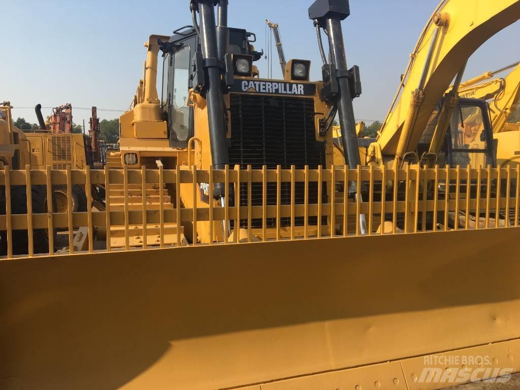 CAT D 7 H Bouteurs sur chenilles