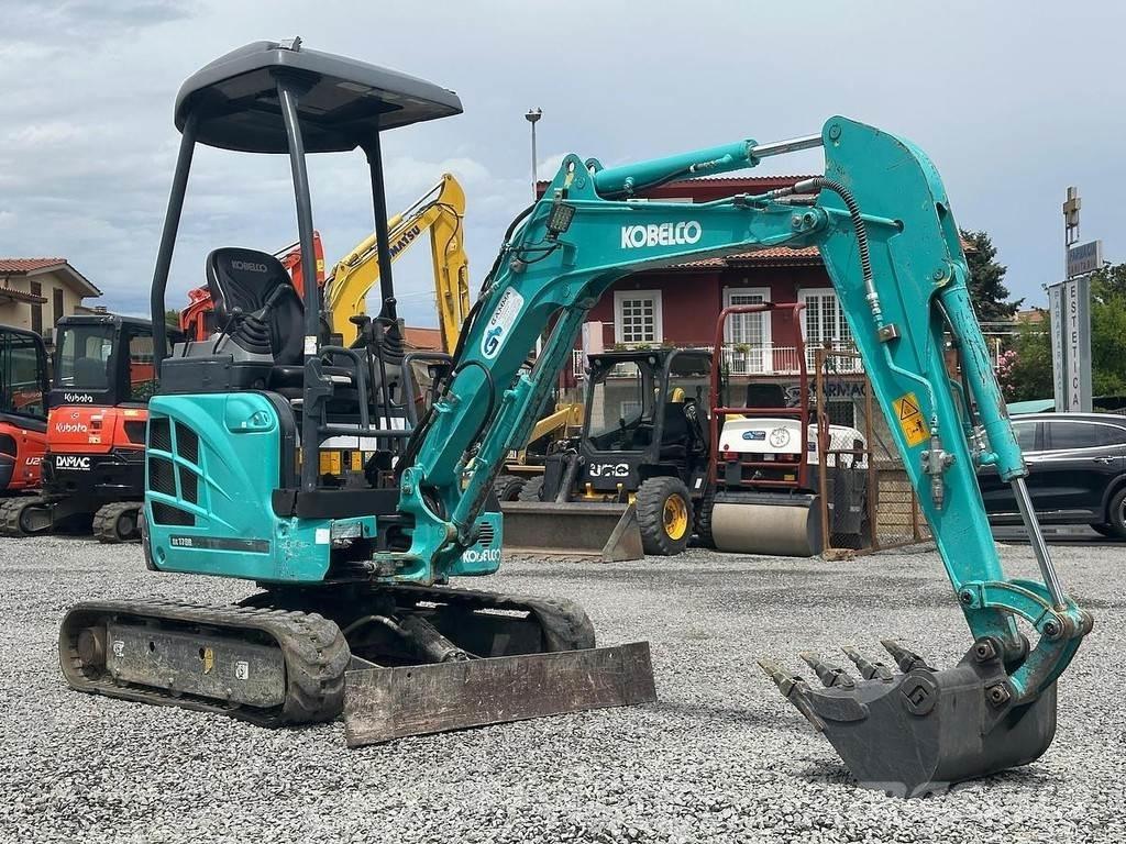 Kobelco SK17SR Mini pelle < 7t