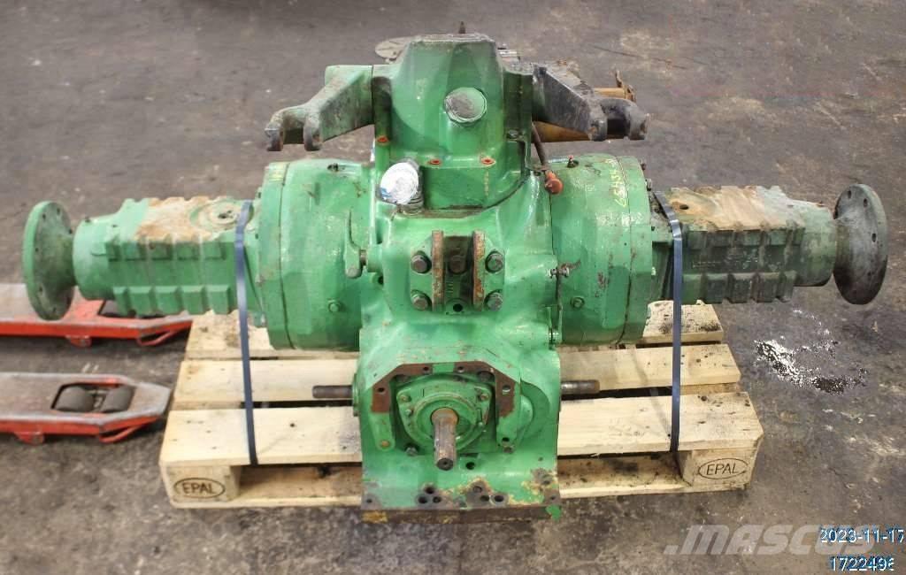 John Deere 3140 Transmission