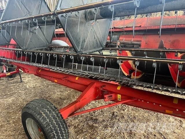 Massey Ferguson 30 Moissonneuse batteuse