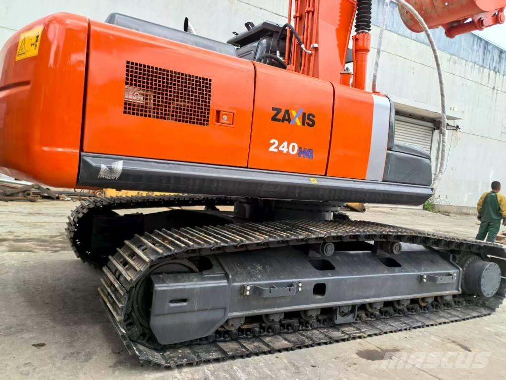 Hitachi ZX 240 HG Pelle sur chenilles