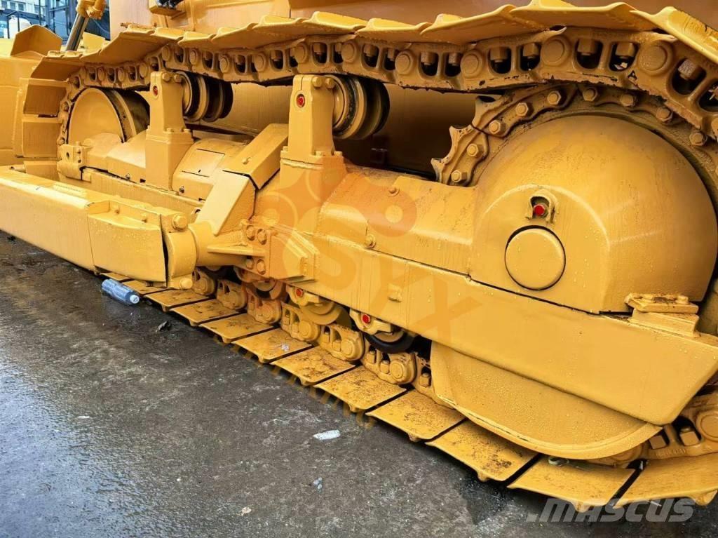 CAT D6G Bouteurs sur chenilles