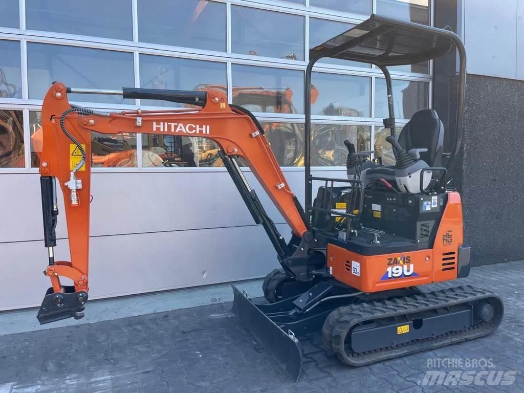Hitachi ZX19-6 Mini pelle < 7t