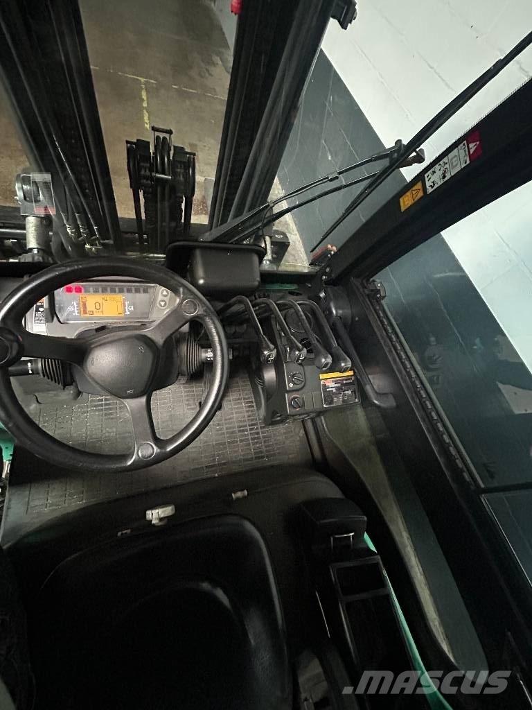 Mitsubishi FD 40 N Chariots diesel