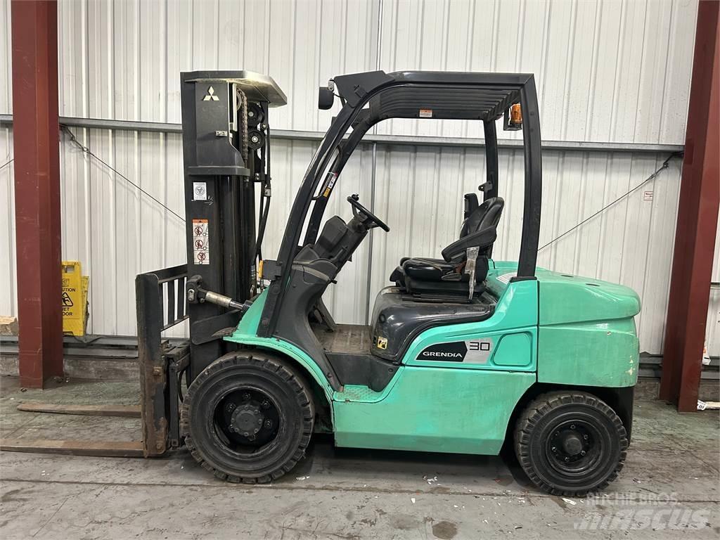 Mitsubishi FD30NT Chariots diesel